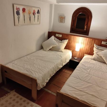 Refugio Del Aguila "Casa Diaman" Guest House Guejar Sierra Ngoại thất bức ảnh