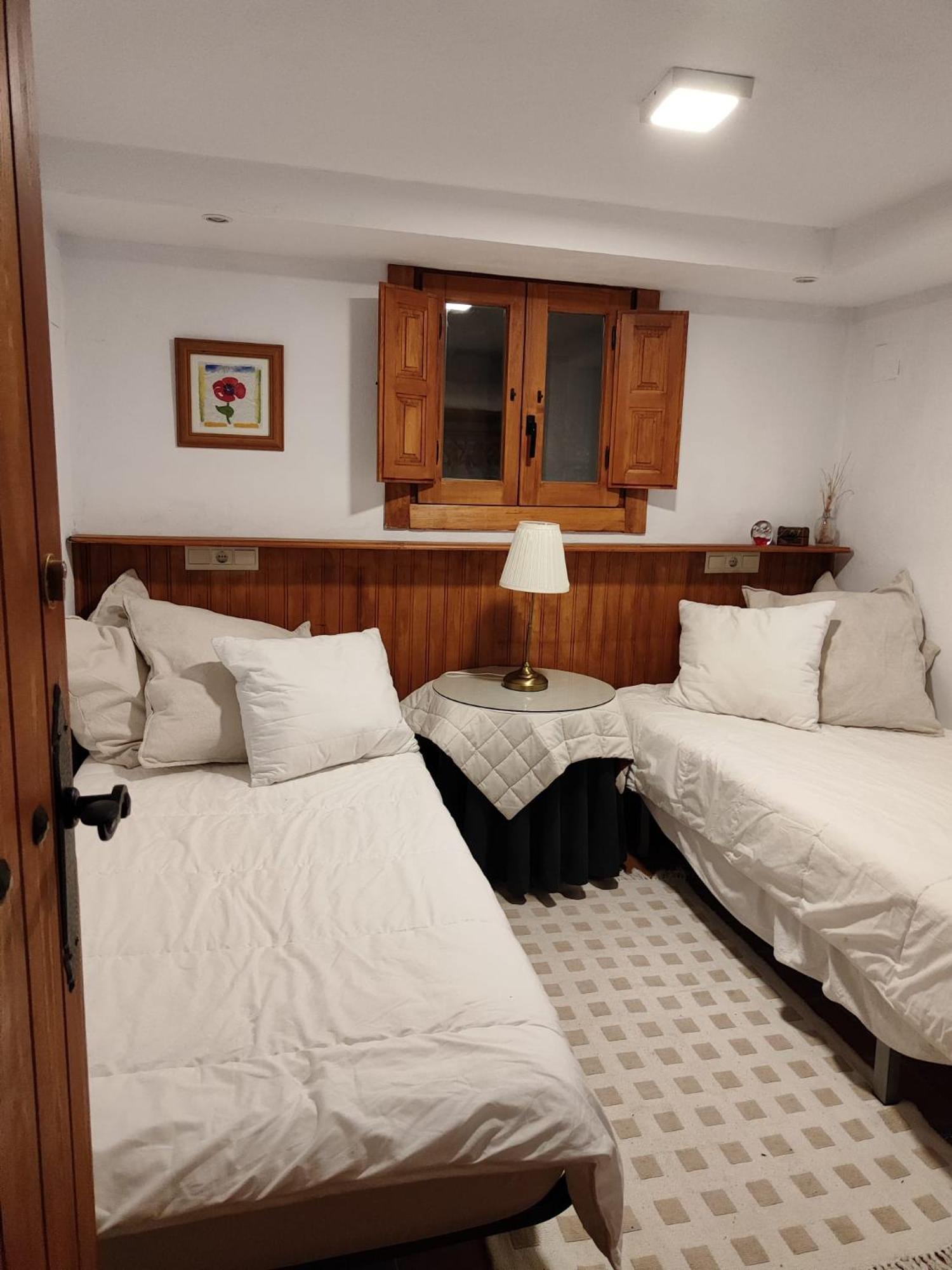 Refugio Del Aguila "Casa Diaman" Guest House Guejar Sierra Ngoại thất bức ảnh